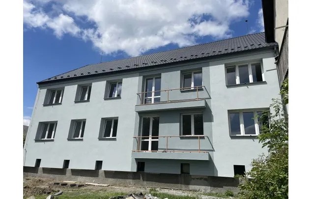 Rent 4 bedroom apartment of 92 m² in Městys Rudoltice